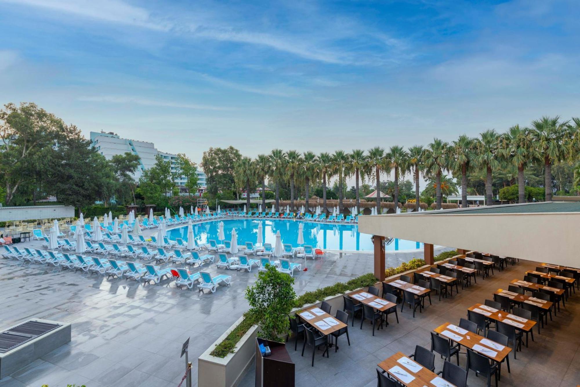 Asteria Collection Side Hotel Luaran gambar